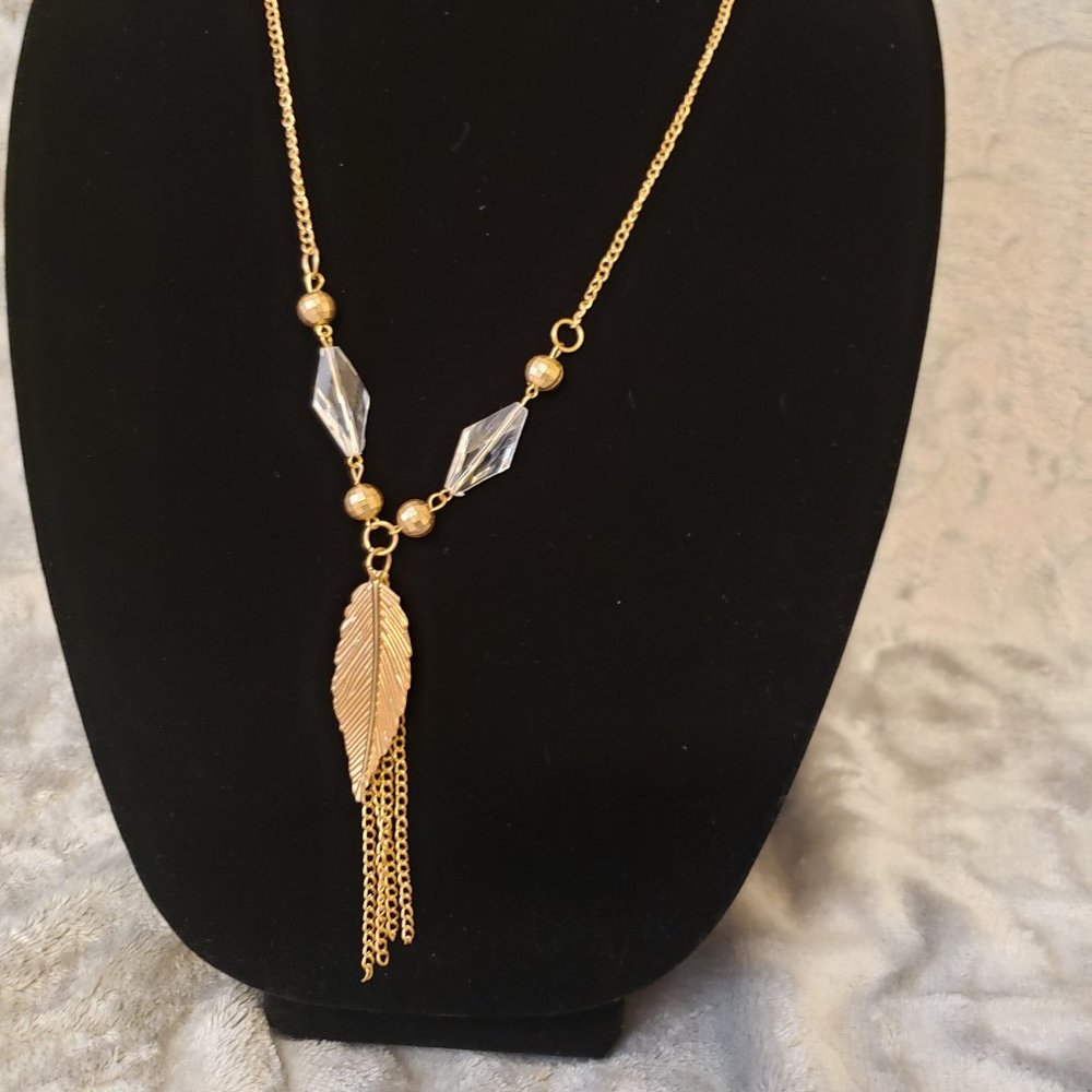 💋Leaf Necklace **2 for $15 Bundle**